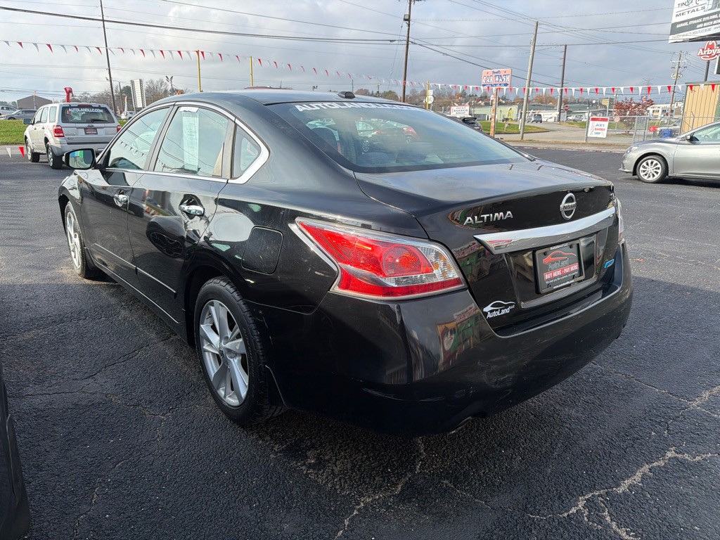 2014 Nissan Altima Image 4