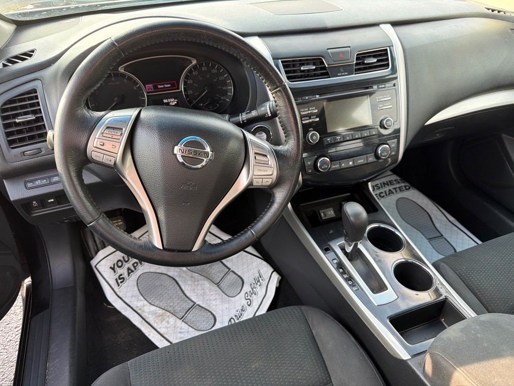 2014 Nissan Altima Image 10