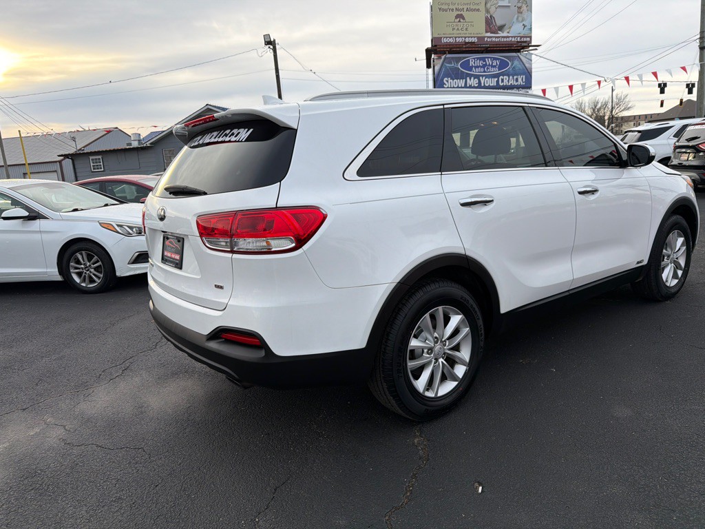 2018 Kia Sorento Image 3