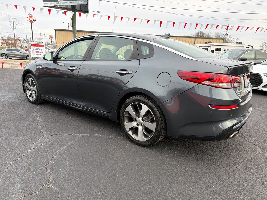 2019 Kia Optima Image 4