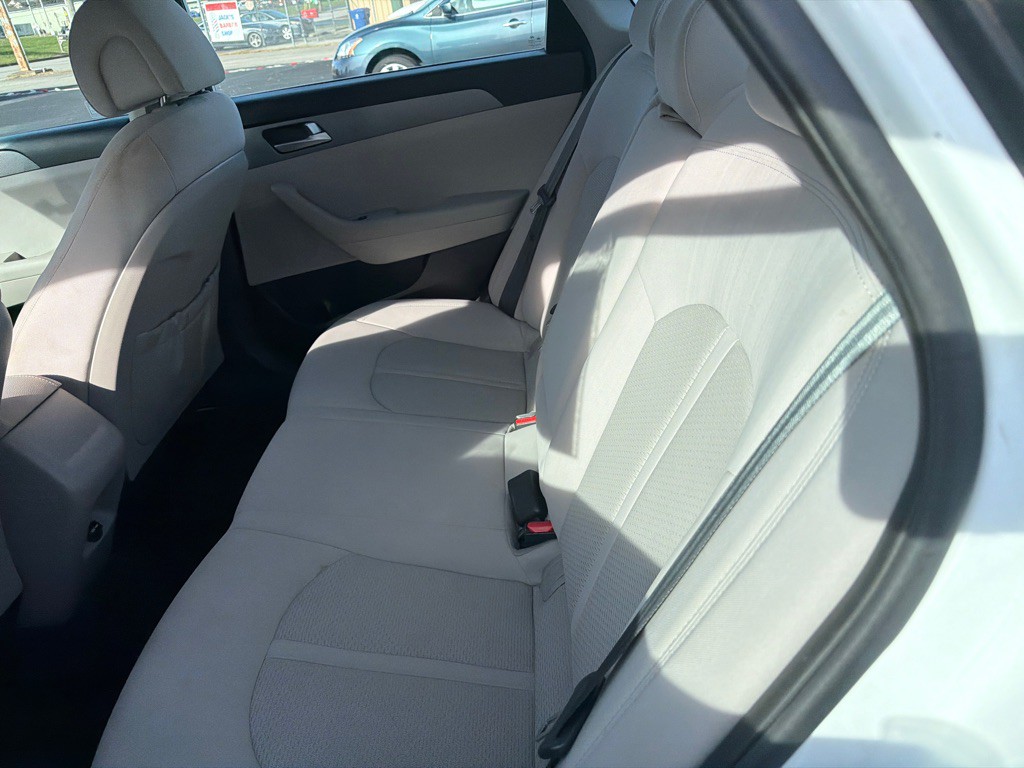 2017 Hyundai Sonata Image 9