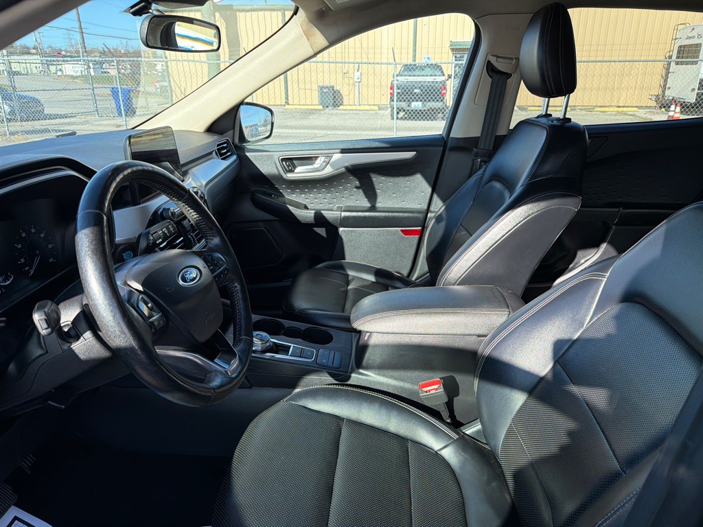 2020 Ford Escape Image 8