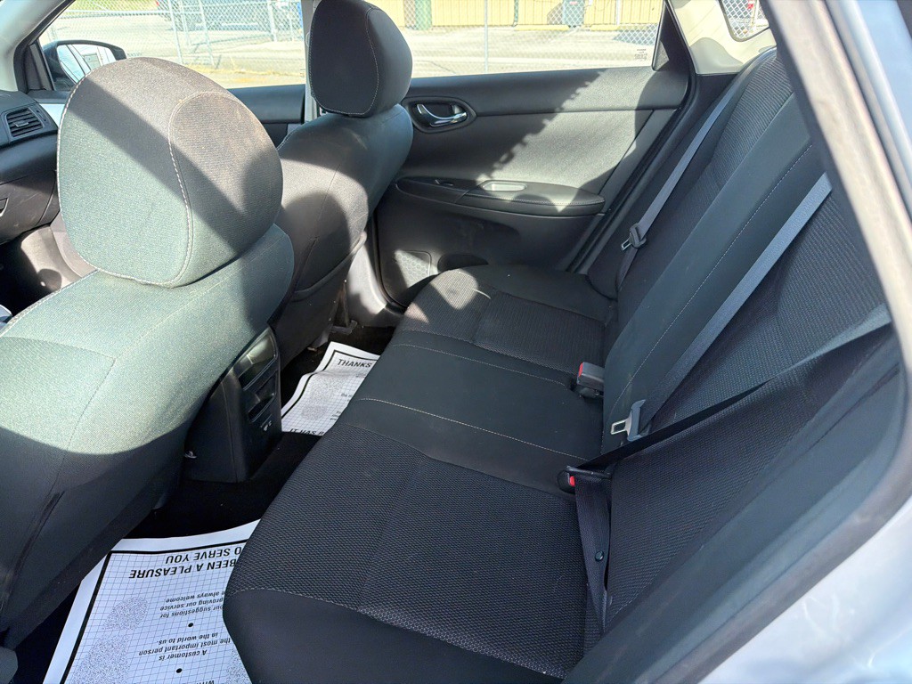 2019 Nissan Sentra Image 10