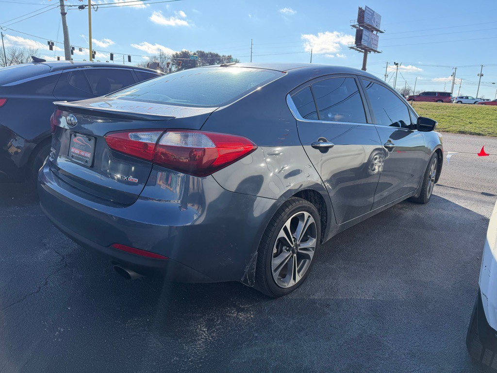 2016 Kia Forte Image 3