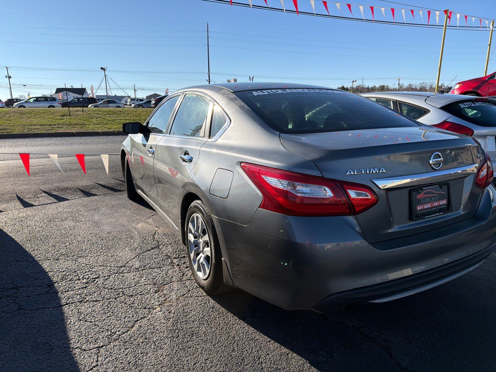 2016 Nissan Altima Image 5