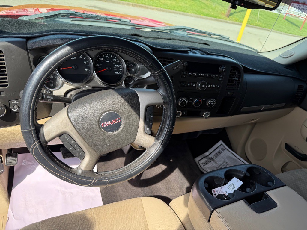 2011 GMC Sierra Image 8