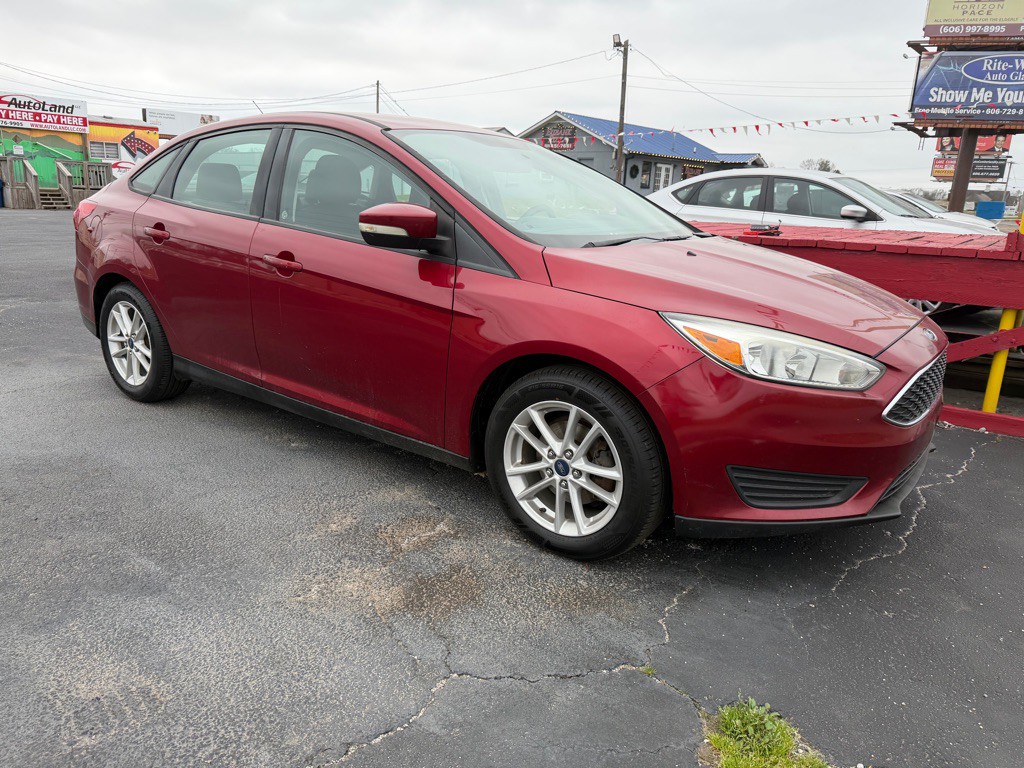 2015 Ford Focus Image 2