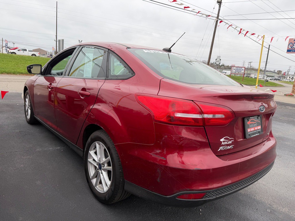 2015 Ford Focus Image 4