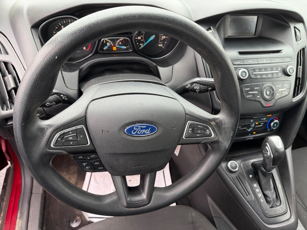 2015 Ford Focus Image 8