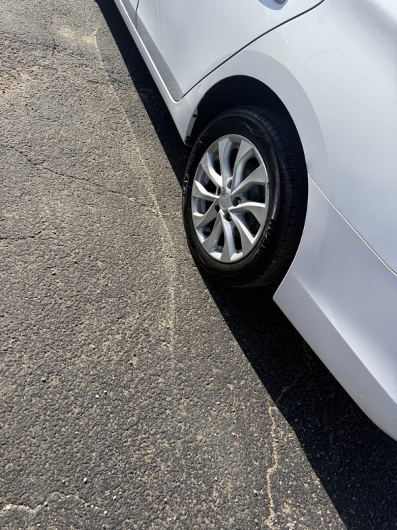 2019 Nissan Sentra Image 5