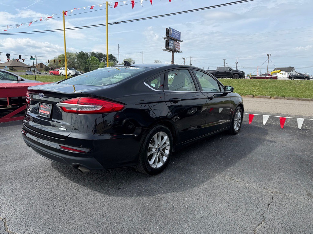 2019 Ford Fusion Image 3