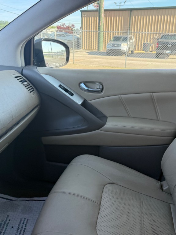2011 Nissan Murano Image 10