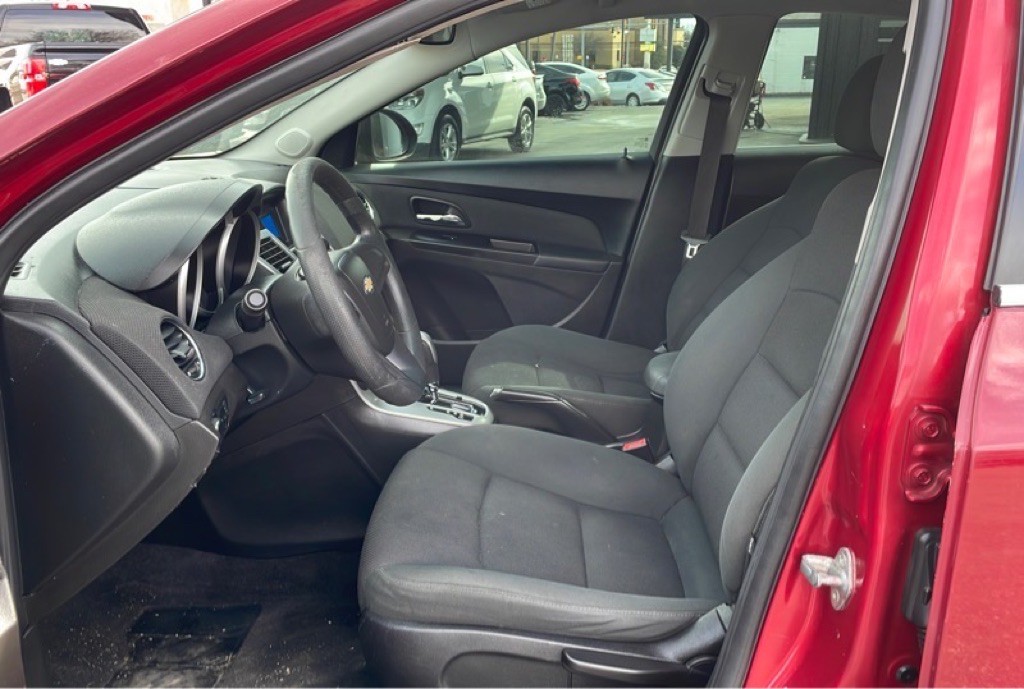 2012 Chevrolet Cruze Image 9
