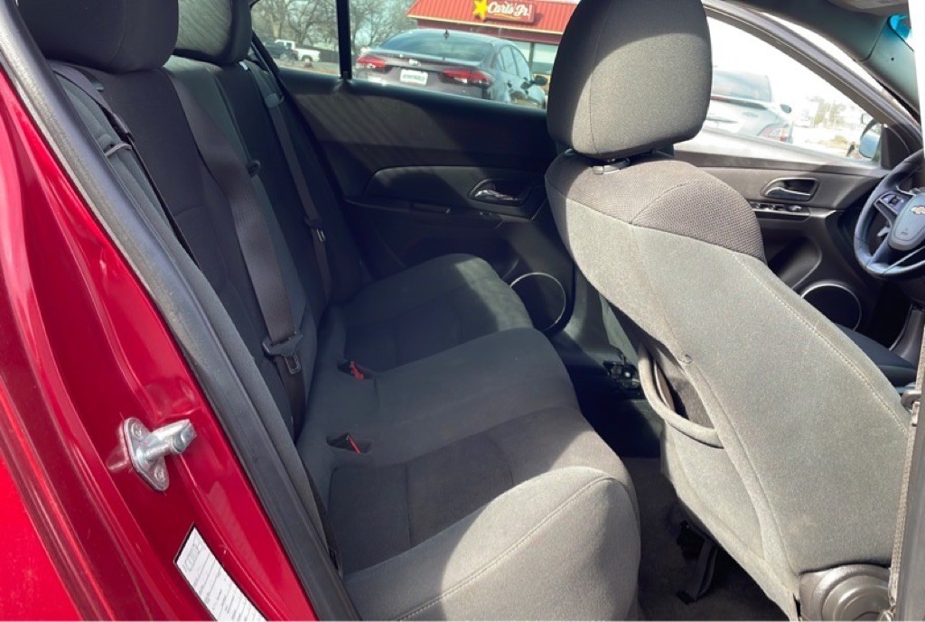 2012 Chevrolet Cruze Image 17