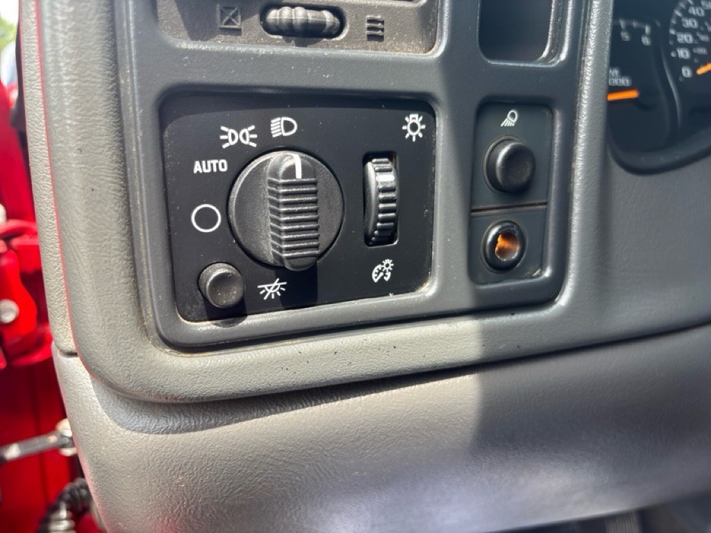 2006 Chevrolet Silverado 1500 Image 31