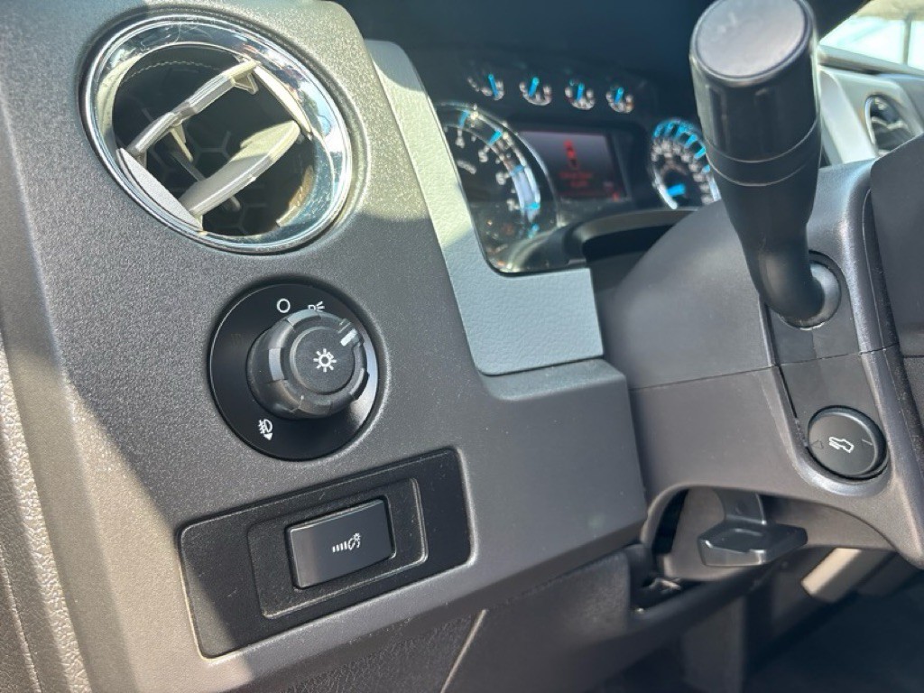 2013 Ford F-150 Image 10