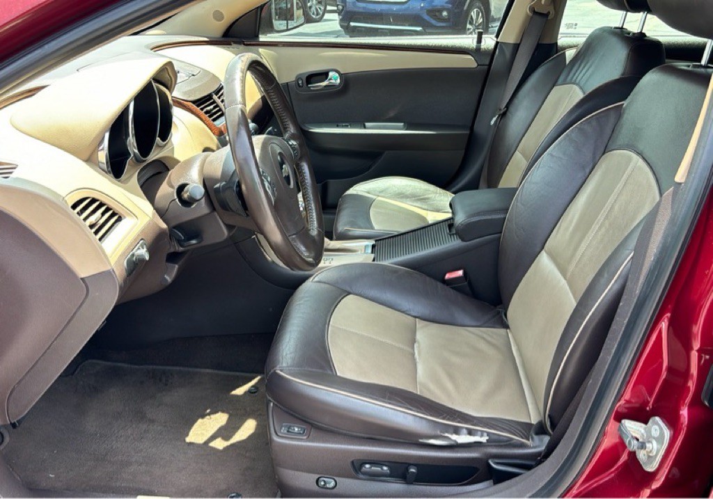 2010 Chevrolet Malibu Image 9