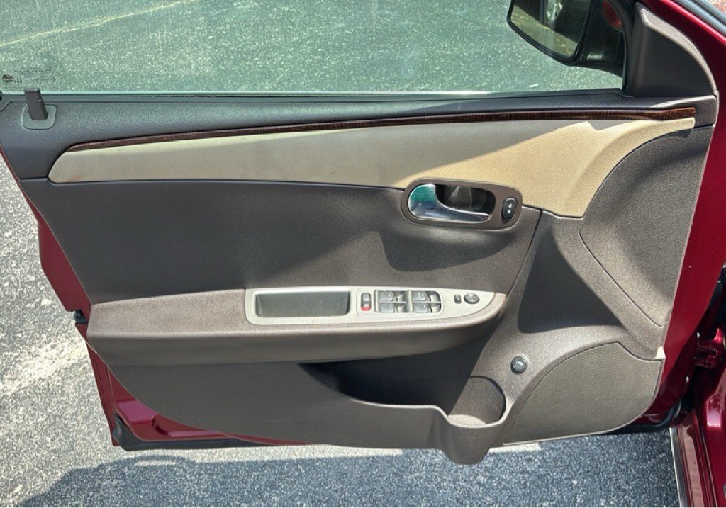 2010 Chevrolet Malibu Image 16