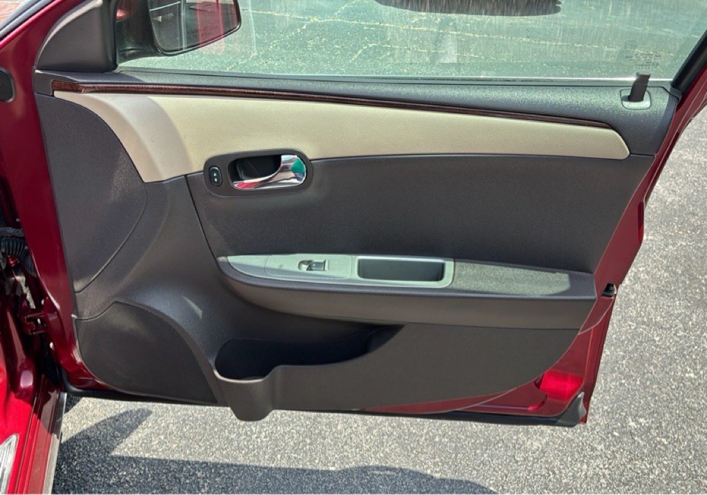 2010 Chevrolet Malibu Image 22