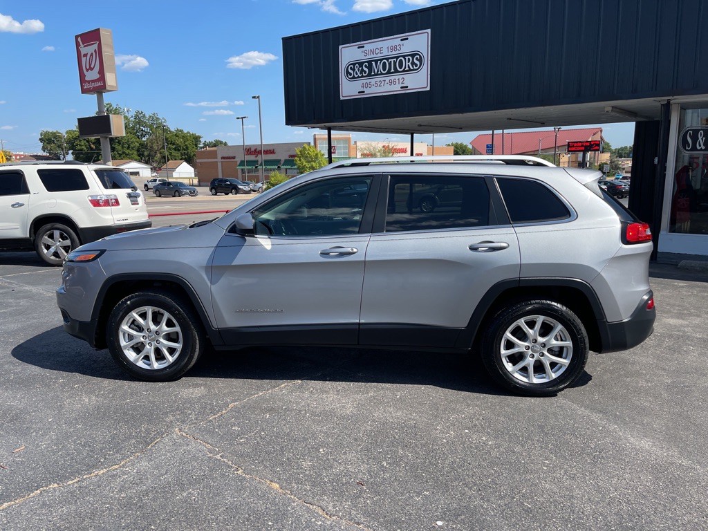 2014 Jeep Cherokee Image 2
