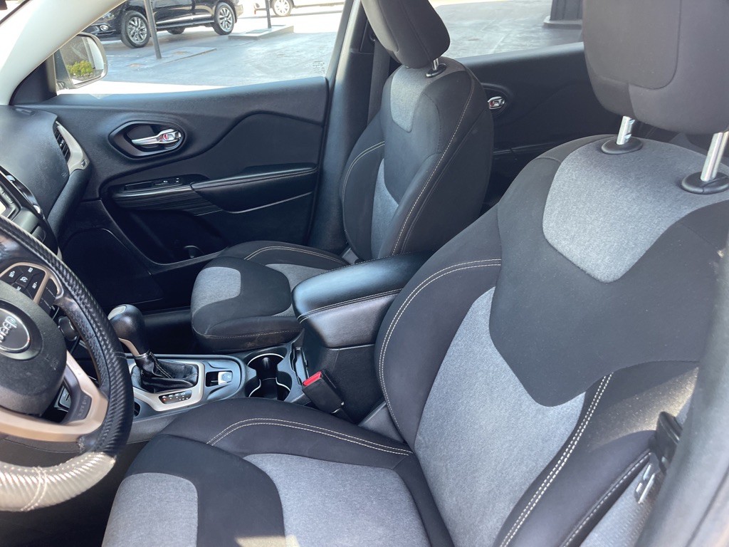 2014 Jeep Cherokee Image 10