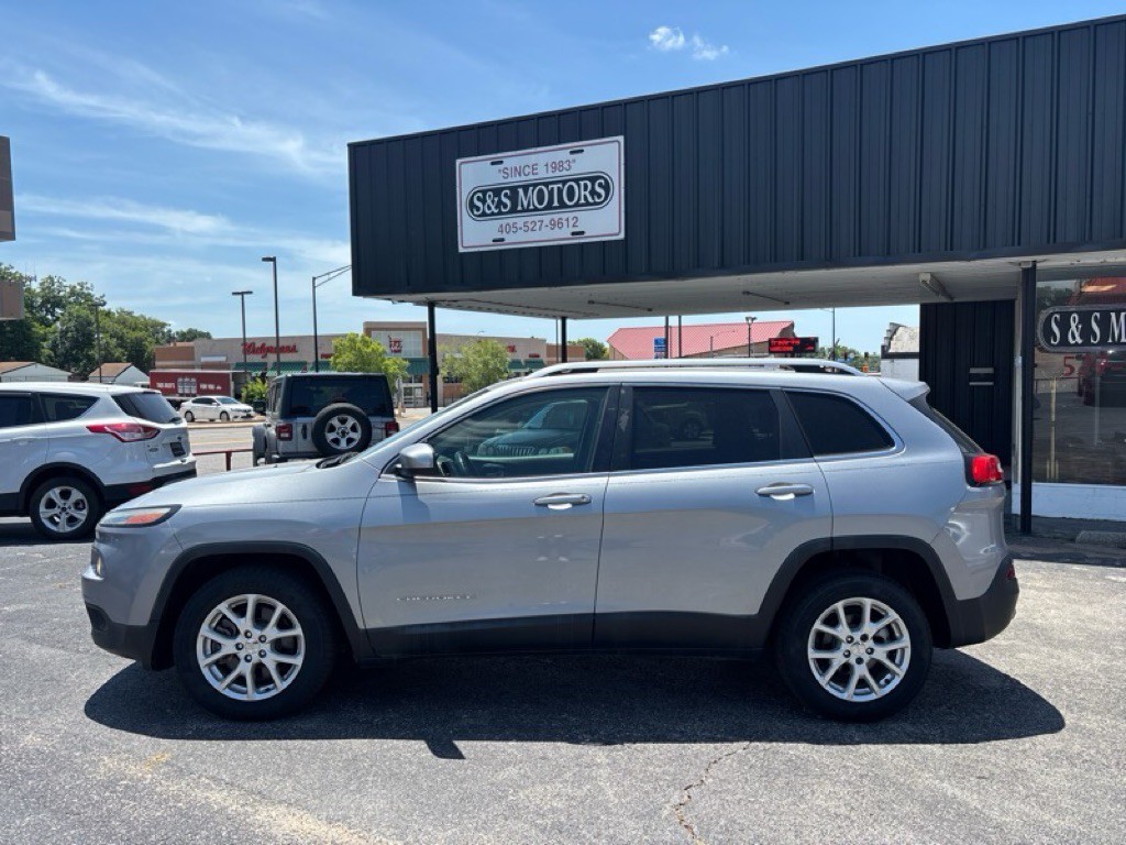 2014 Jeep Cherokee Image 19