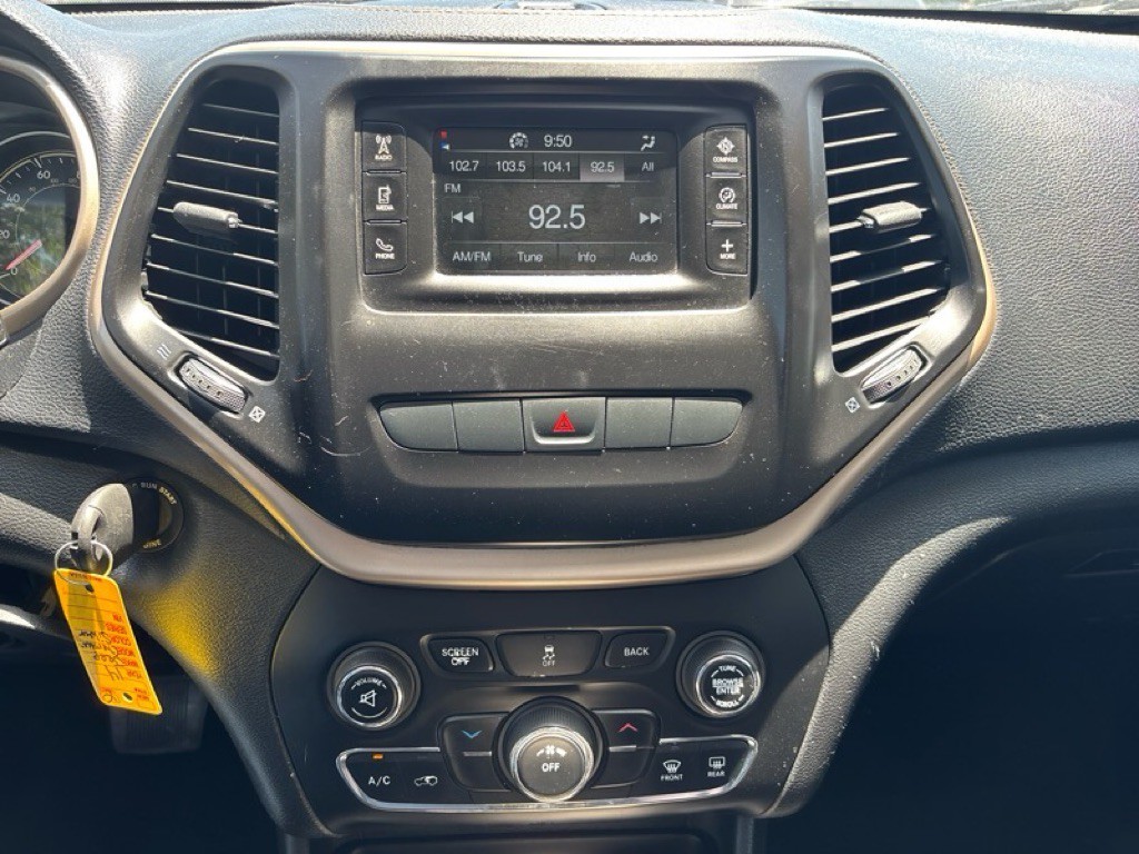 2014 Jeep Cherokee Image 31