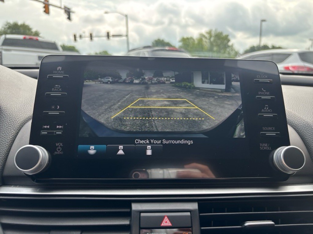 2022 Honda Accord Image 17