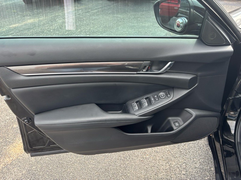 2022 Honda Accord Image 18