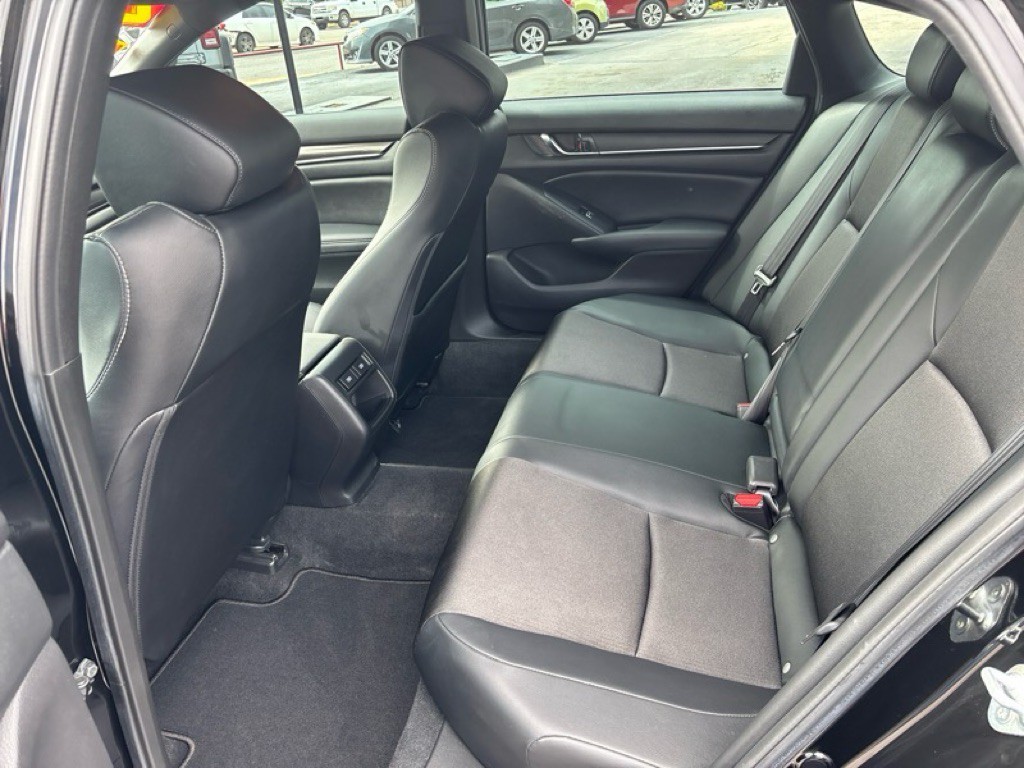 2022 Honda Accord Image 19