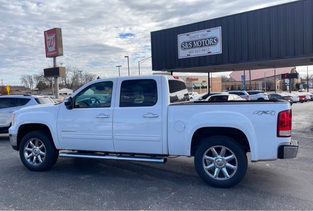 2012 GMC Sierra Image 3