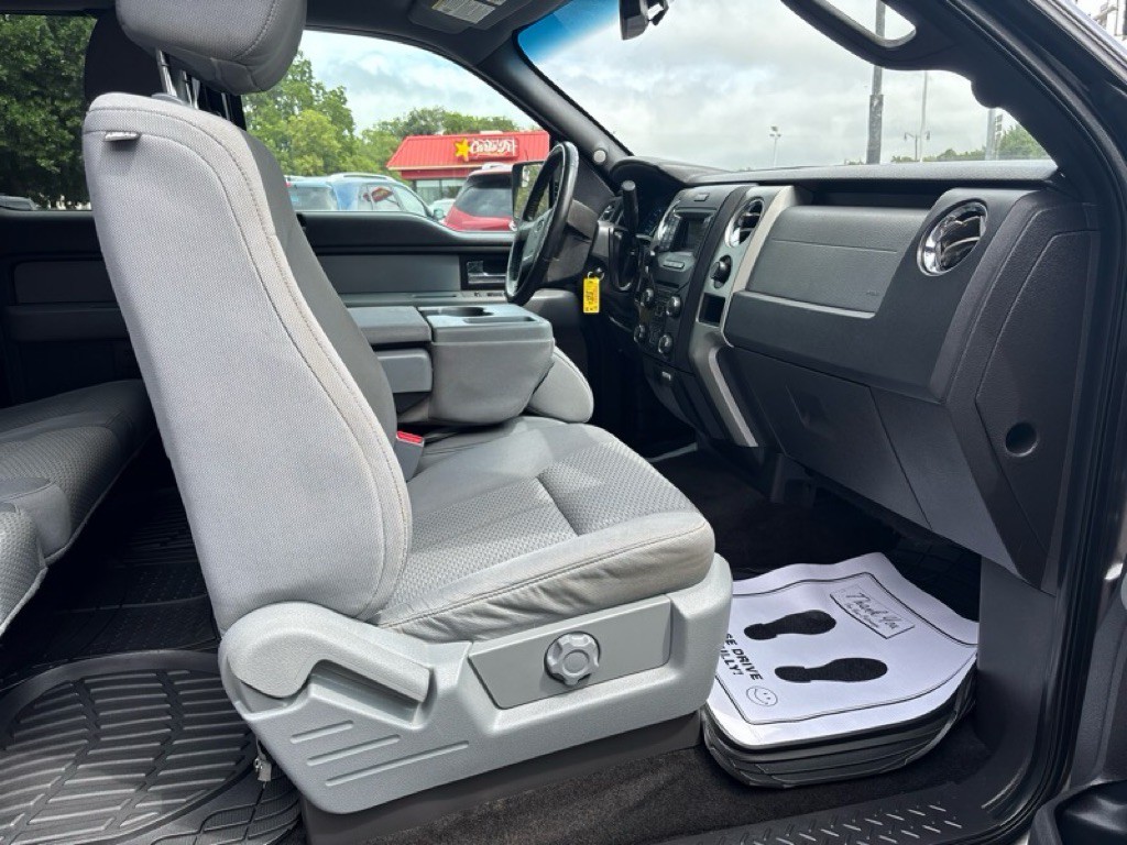 2014 Ford F-150 Image 20