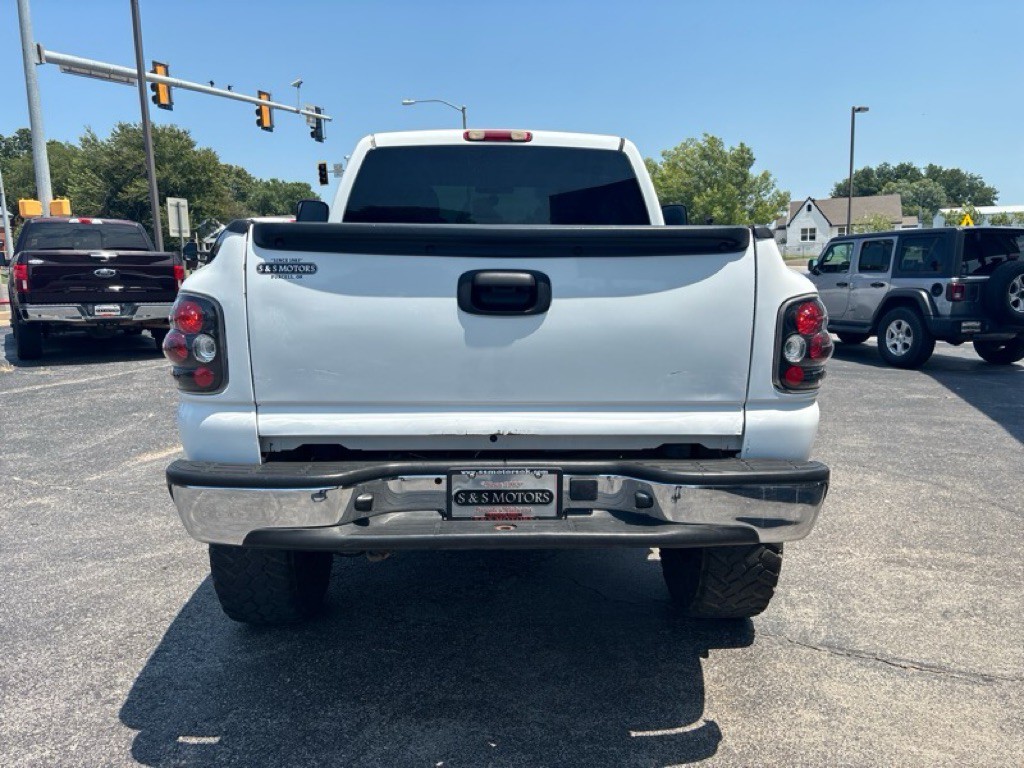 2002 Chevrolet Silverado 1500 Image 4