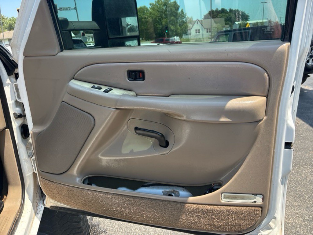 2002 Chevrolet Silverado 1500 Image 15