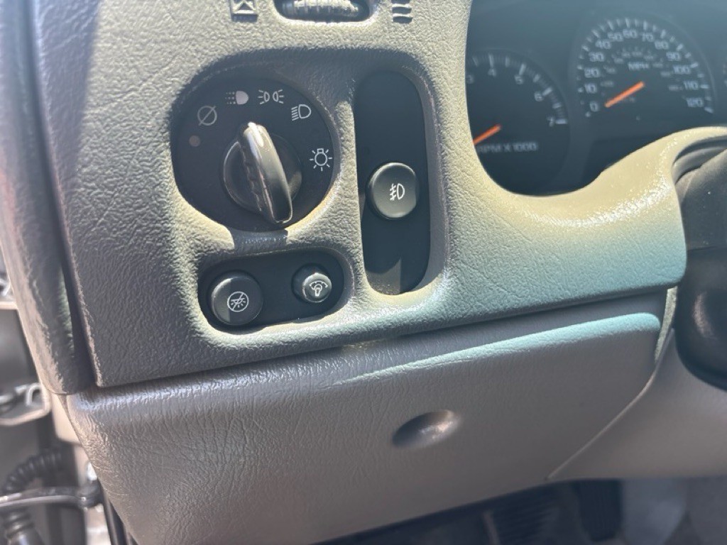 2003 Chevrolet Trailblazer Image 10