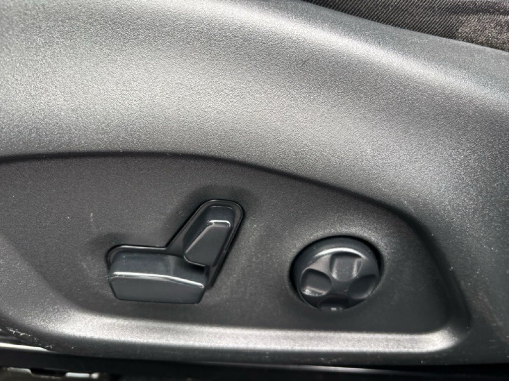 2020 Jeep Compass Image 10