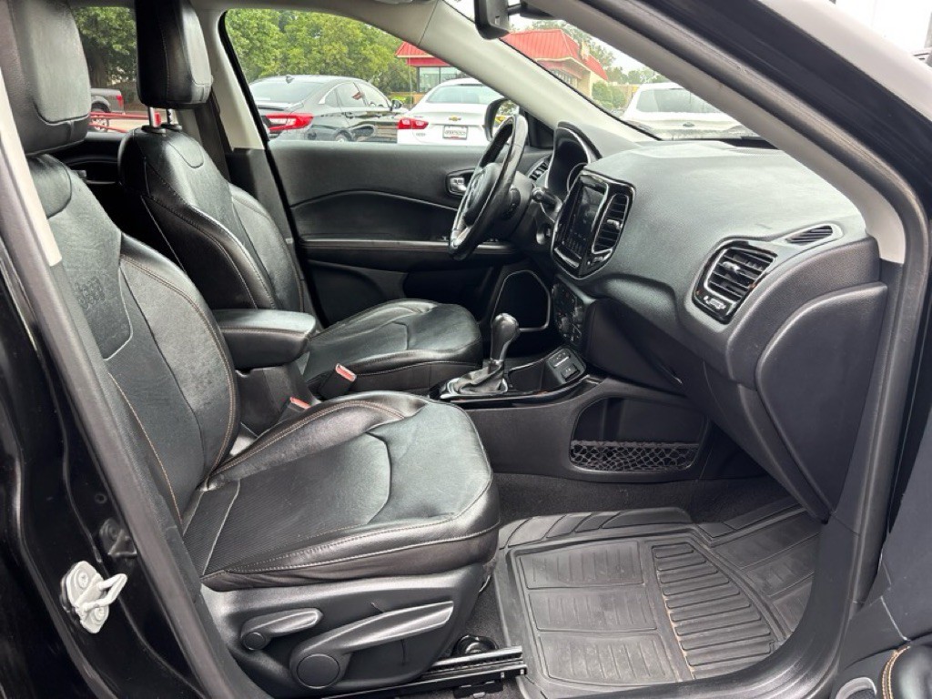 2020 Jeep Compass Image 24