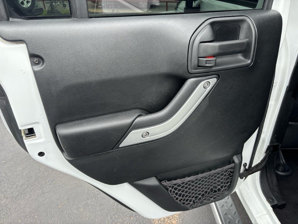 2017 Jeep Wrangler Unlimited Image 17