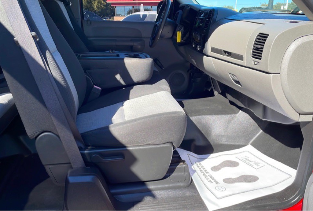 2008 GMC Sierra Image 39