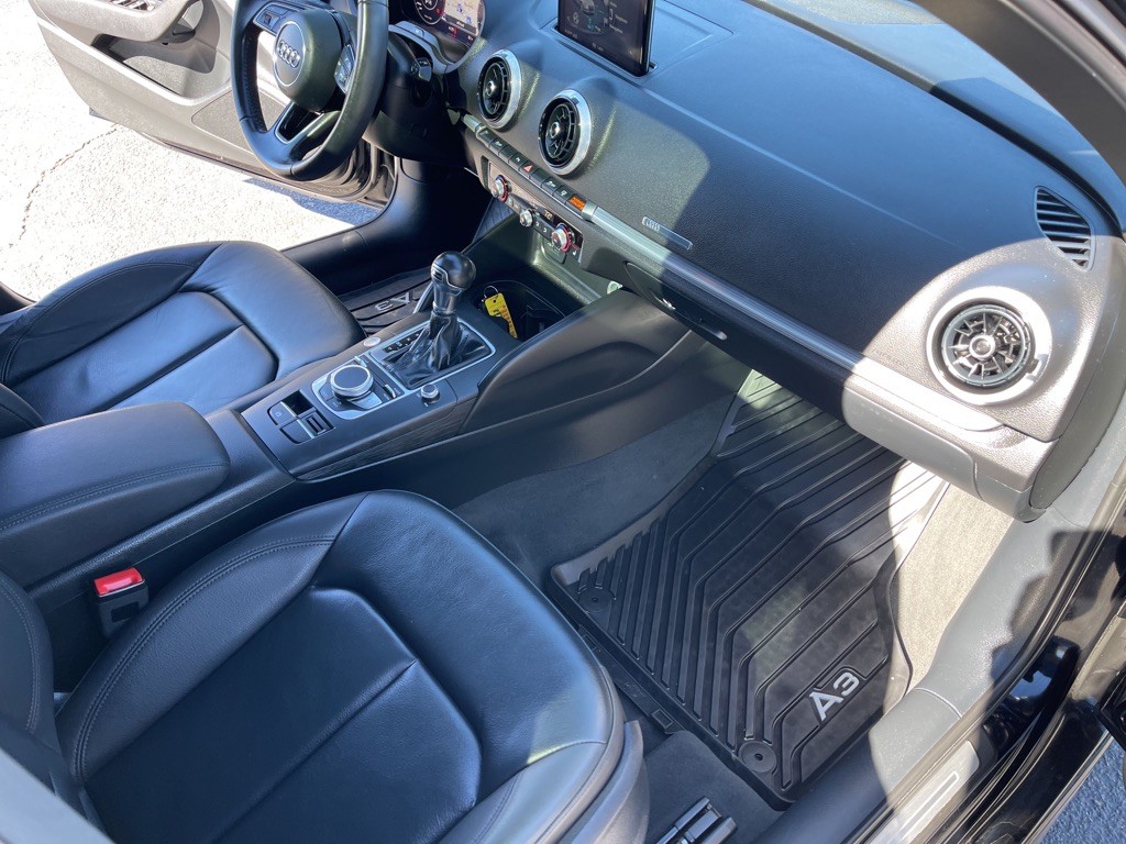 2017 Audi A3 Image 27