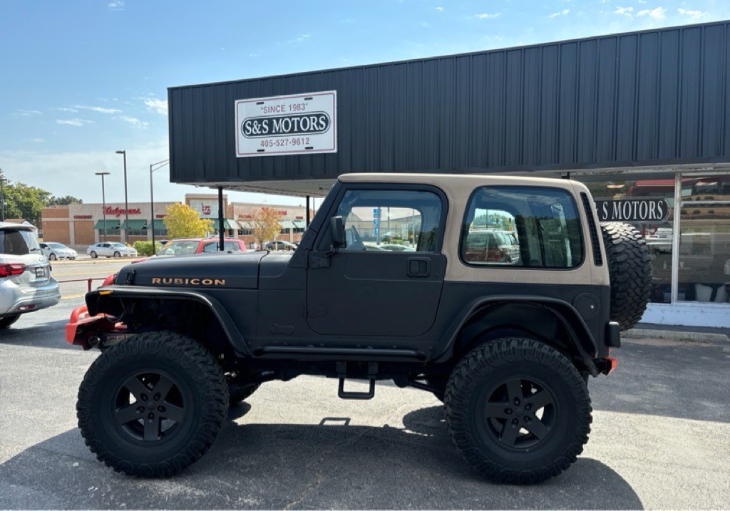2000 Jeep Wrangler Image 2