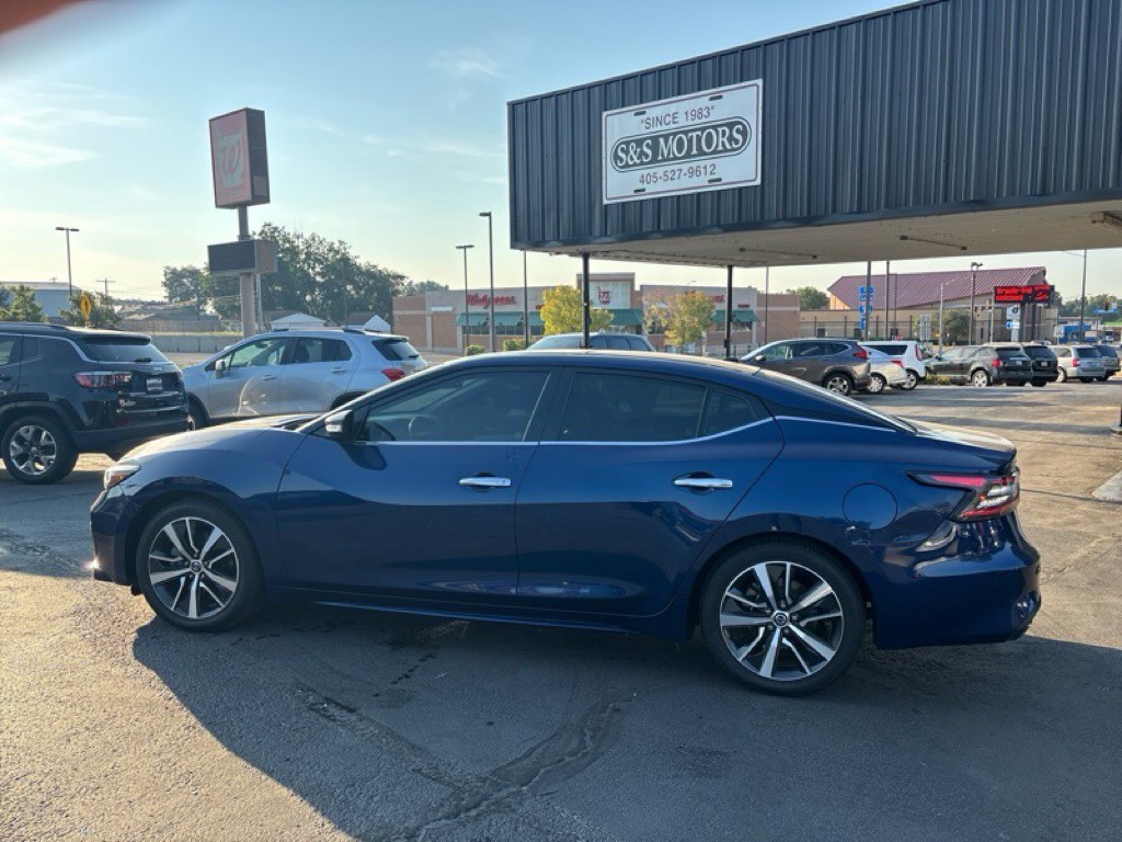 2020 Nissan Maxima Image 3
