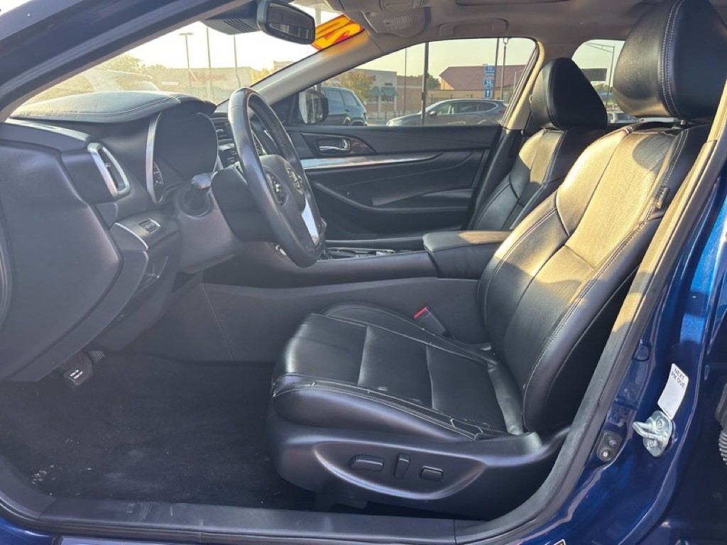 2020 Nissan Maxima Image 9