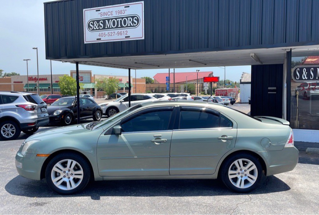 2009 Ford Fusion Image 2