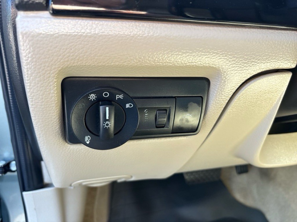 2009 Ford Fusion Image 32