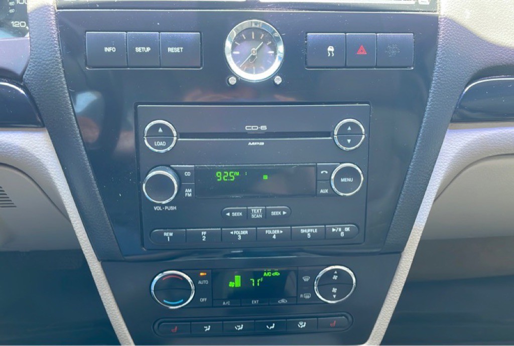 2009 Ford Fusion Image 14