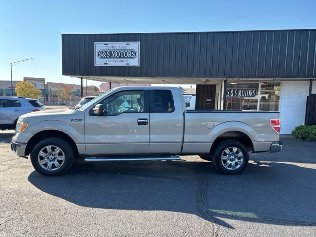 2010 Ford F-150 Image 2