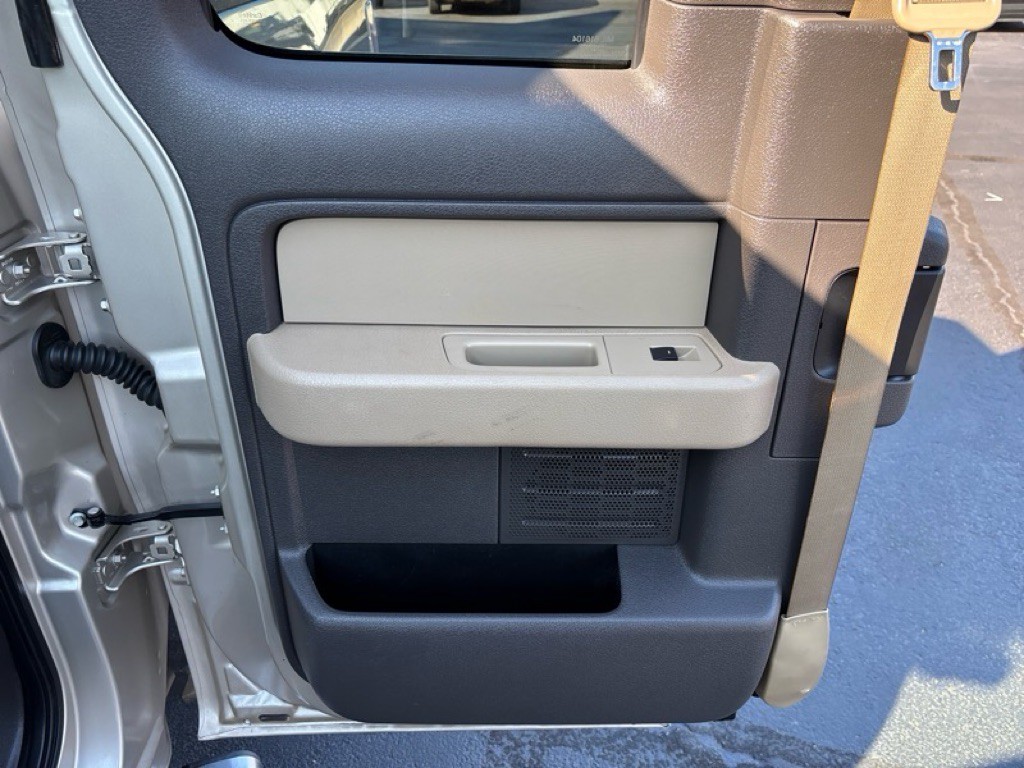 2010 Ford F-150 Image 17