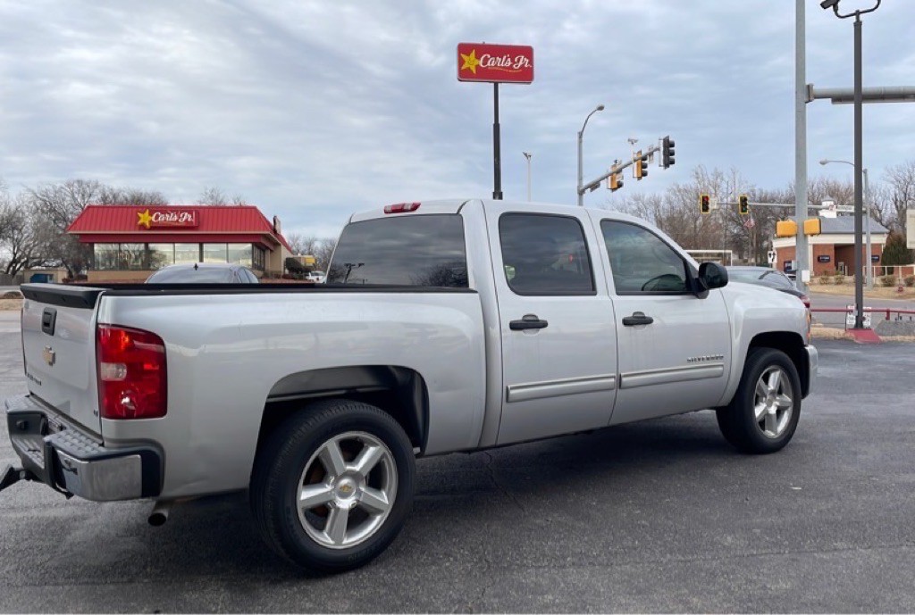 2010 Chevrolet Silverado 1500 Image 4
