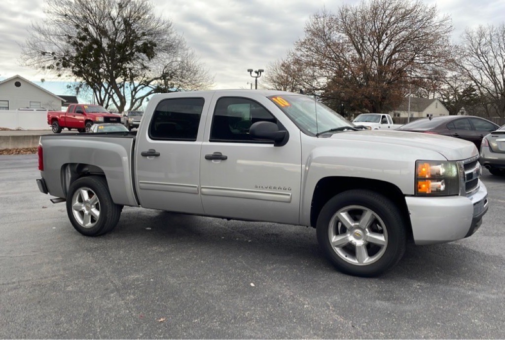 2010 Chevrolet Silverado 1500 Image 6